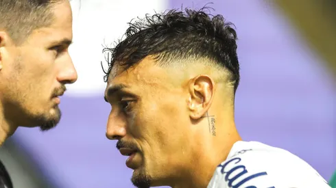 Diego Pituca durante jogo do Santos na Vila Belmiro.