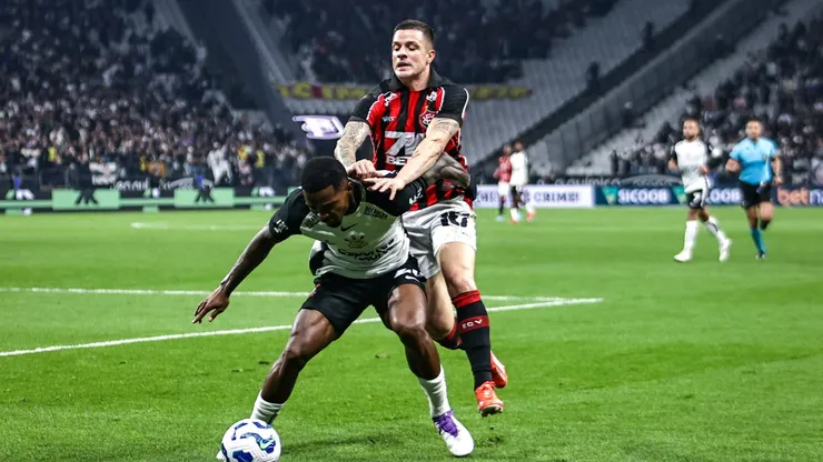 Corinthians x Vitória se enfrentam pelo Campeonato Brasileiro A 2025. Foto: Fabio Giannelli/AGIF