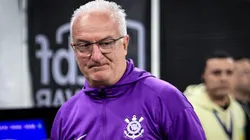 Dorival Jr técnico do Corinthians durante partida contra o Vitoria - Foto: Fabio Giannelli/AGIF