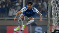 Kaio Jorge, atacante do Cruzeiro, comemora seu gol durante partida contra o Palmeiras no estádio Mineirão pelo Campeonato Brasileiro