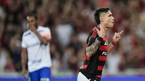 Luiz Araújo foi um dos principais destaques da goleada do Flamengo sobre o Fortaleza.