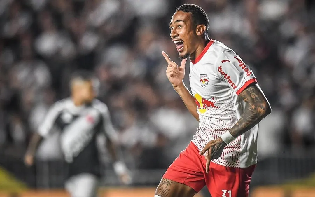 Guilherme Lopes marco primeiro gol pelo Brasileirão e leva torcida do Bragantino à loucura na Web. Foto: Ari Ferreira/Bragantino