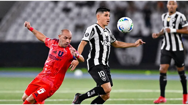 Jefferson Savarino com o domínio da bola em partida diante da LAU. Foto: SPP Sport Press Photo. / Alamy Stock Photo