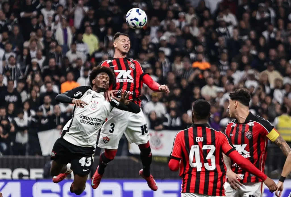 Talles Magno jogador do Corinthians durante partida contra o Vitoria – Foto: Fabio Giannelli/AGIF