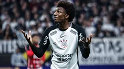 Talles Magno é praticamente a única opção de velocidade nas pontas. Foto: Fabio Giannelli/AGIF