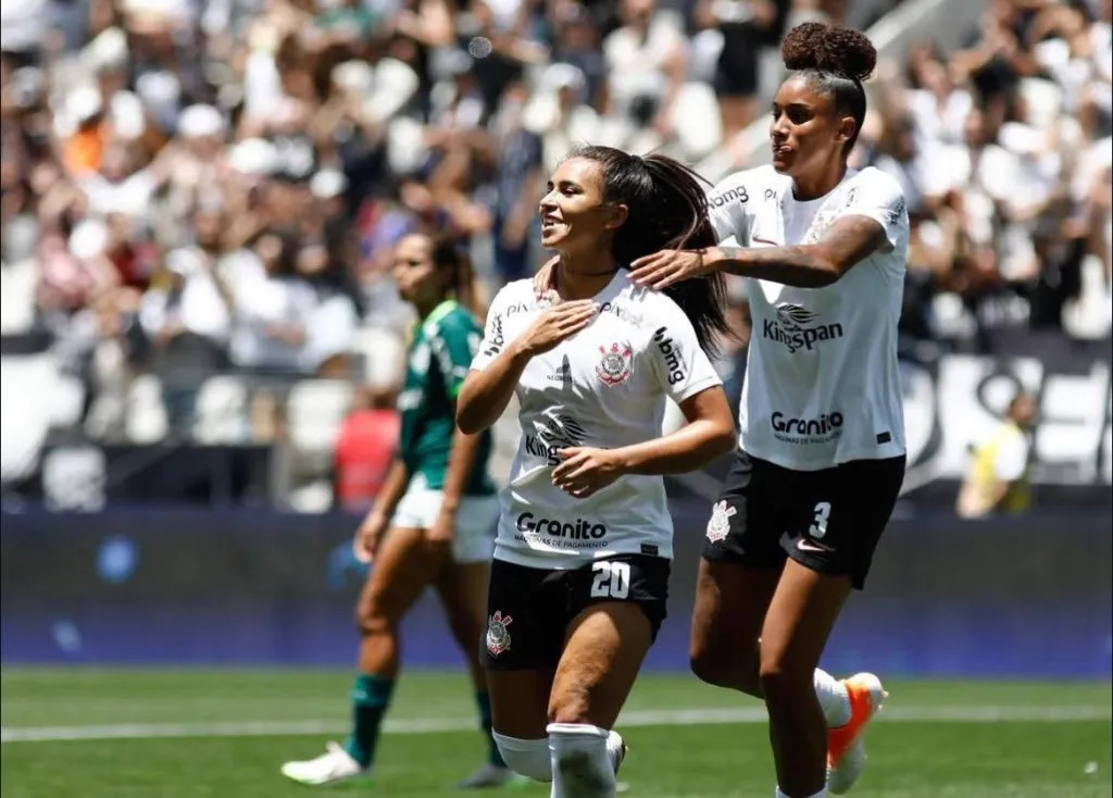 Jogadoras Corinthians. Foto: Reprodução/Instagram/@_marizanascimento