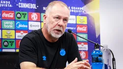 Mano Menezes projetou futuro do Grêmio no Brasileirão. Foto: Maxi Franzoi/AGIF