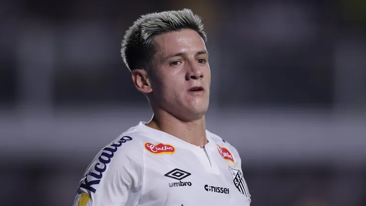 Léo Godoy, lateral-direito do Santos