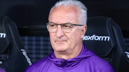 Dorival Jr. técnico do Corinthians durante partida contra o Santos - Foto: Marcello Zambrana/AGIF