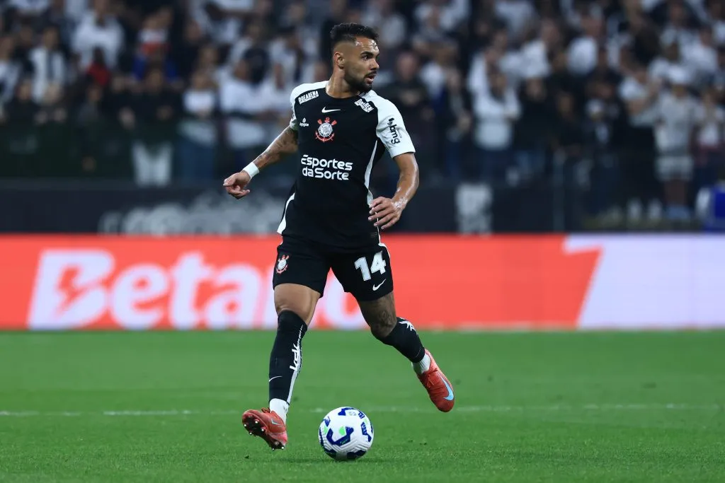 Raniele desfalca o Corinthians por um tempo. Foto: Marcello Zambrana/AGIF