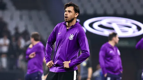 Romero jogador do Corinthians durante aquecimento antes da partida contra o Novorizontino - Foto: Fabio Giannelli/AGIF