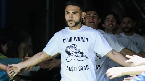 Jogadores do Seattle protestam contra premiação da FIFA (Photo by Olivia Vanni)