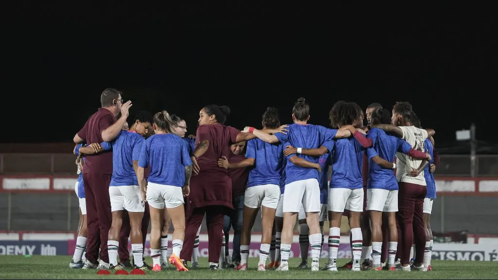 Grupo de jogadoras do Fluminense