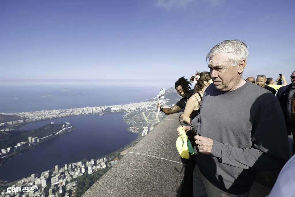 Ancelotti vem preparando o elenco para a sua estreia – Foto: @rafaelribeirorio l CBF