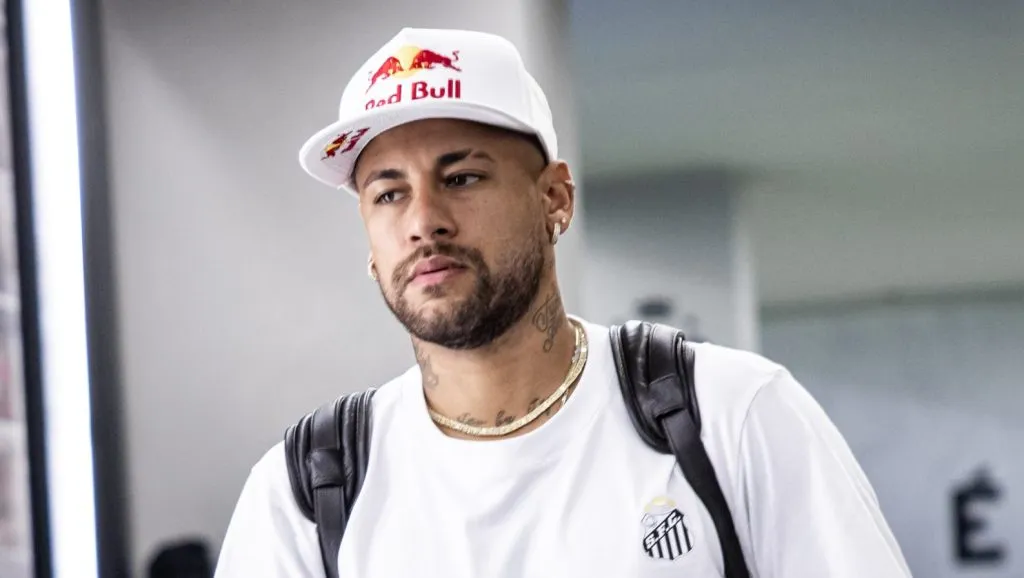 Neymar vive momento complicado - Fotos: Raul Baretta/ Santos FC.