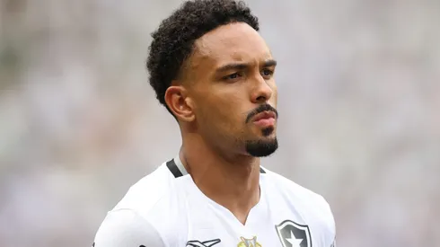 Lateral deu a sua opinião sobre o próximo adversário do Fogão.