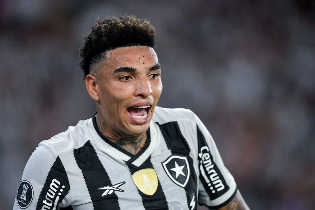 Igor Jesus foi negociado para o futebol inglês. Foto: Thiago Ribeiro/AGIF