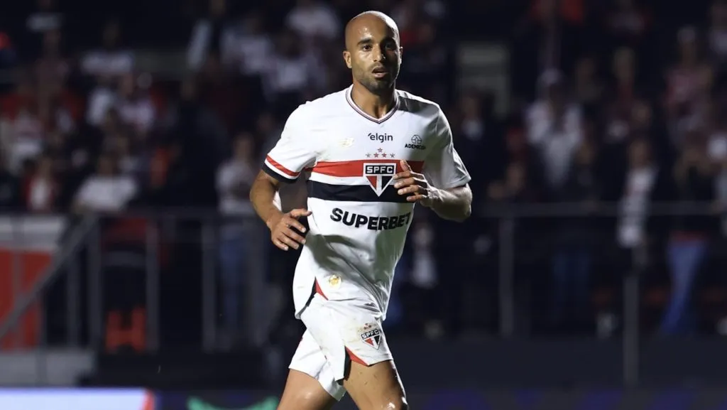 Lucas, do São Paulo