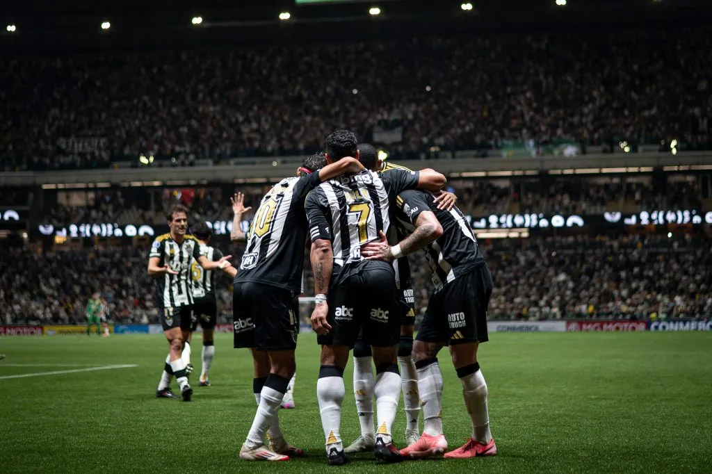 Lyanco jogador do Atletico comemora seu gol durante partida contra o Cienciano na Copa Sul-americana 2025 – Foto: Alessandra Torres/AGIF