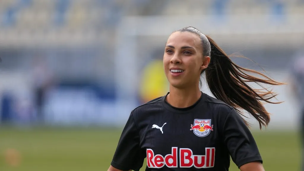 Carol Tavares jogadora do RB Bragantino