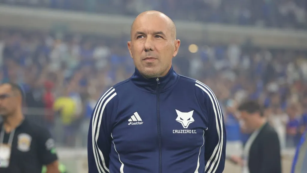 Leonardo Jardim quer 4 reforços no Cruzeiro Foto: Gilson Lobo/AGIF.