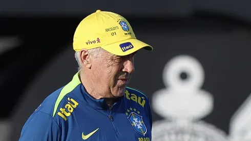Carlo Ancelotti em treinamento da Seleção Brasileira no CT Joaquim Grava. (Photo by Miguel Schincariol/Getty Images)