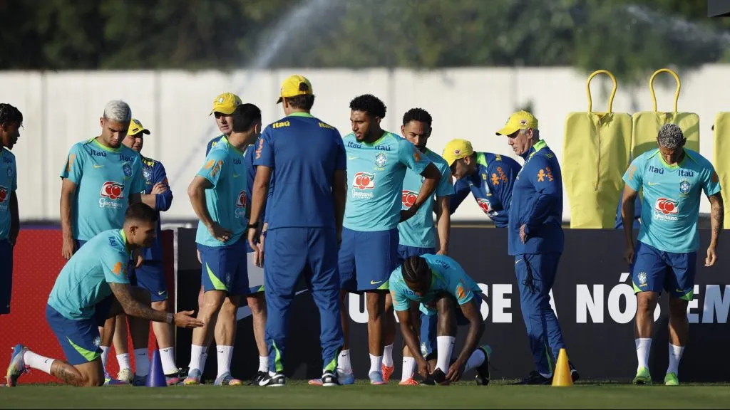 Treinamento da Seleção Brasileira no CT Joaquim Grava. (Photo by Miguel Schincariol/Getty Images)