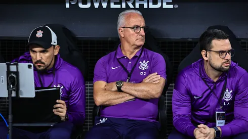 Dorival Jr. técnico do Corinthians durante partida contra o America de Cali no estádio Arena Corinthians pelo campeonato Copa Sul-americana 2025. Foto: Fabio Giannelli/AGIF