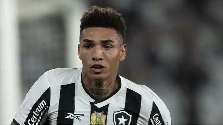 RJ - RIO DE JANEIRO - 30/04/2025 - COPA DO BRASIL 2025, BOTAFOGO X CAPITAL - Igor Jesus jogador do Botafogo comemora seu gol durante partida contra o Capital no estadio Engenhao pelo campeonato Copa Do Brasil 2025.