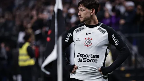 SP - SAO PAULO - 01/06/2025 - BRASILEIRO A 2025, CORINTHIANS X VITORIA - Rodrigo Garro jogador do Corinthians durante partida contra o Vitoria no estadio Arena Corinthians pelo campeonato Brasileiro A 2025. Foto: Fabio Giannelli/AGIF