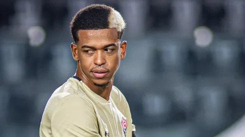 Carlinhos, atacante do Flamengo, emprestado ao Vitória