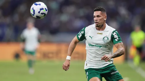 Paulinho é um dos destaques no ataque do Palmeiras. Foto: Gilson Lobo/AGIF