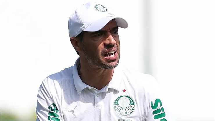 Abel Ferreira reprovou o 1º tempo diante do Inter Miami.