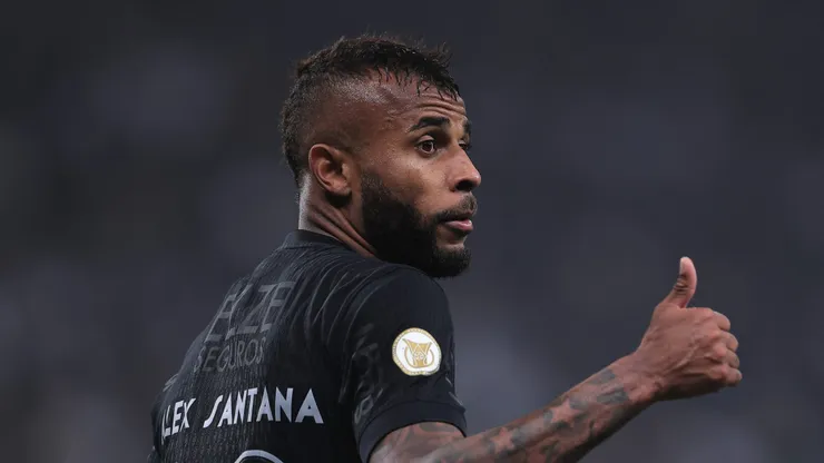 Alex Santana perdeu muito espaço com Dorival Júnior