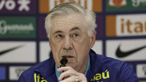 Ancelotti durante coletiva de imprensa