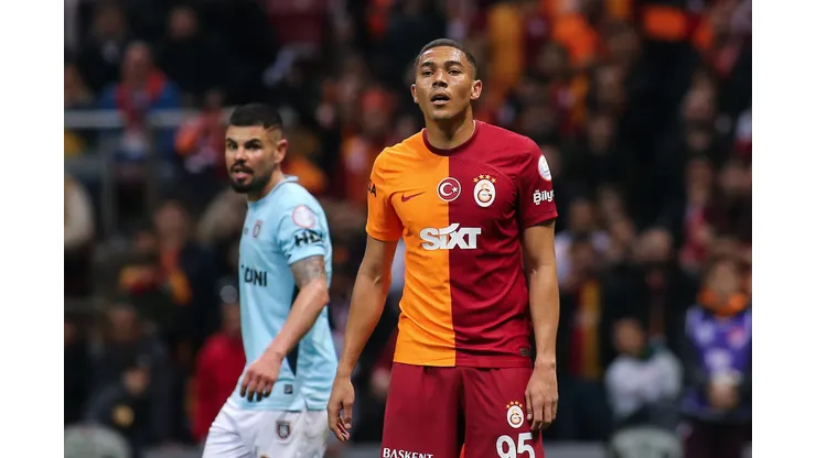 ISTANBUL, TURKEY - FEBRUARY 10: Carlos Vinicius of Galatasaray looks on during the Turkish Super League match between Galatasaray and Basaksehir at Rams Park on February 10, 2024 in Istanbul, Turkey. (Photo by Ahmad Mora/Getty Images)