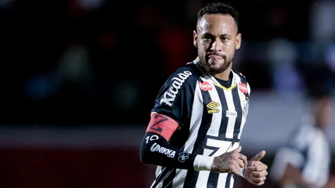 Neymar ainda não renovou seu contrato com o Santos. Foto: Jhony Pinho/AGIF