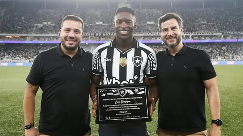 Botafogo homenageou Luiz Henrique. Foto: Vítor Silva/Botafogo