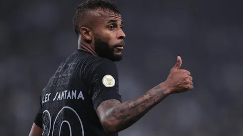 Alex Santana, jogador do Corinthians, durante partida contra o Criciuma no estadio Arena Corinthians pelo campeonato Brasileiro A 2024. Foto: Ettore Chiereguini/AGIF