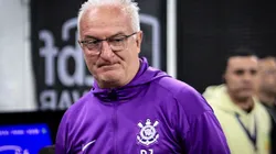 Dorival Jr técnico do Corinthians durante partida contra o Vitoria no estádio Arena Corinthians pelo campeonato Brasileiro A 2025. Foto: Fabio Giannelli/AGIF