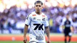 Soteldo jogador do Santos durante partida contra o Corinthians no estádio Arena Corinthians pelo campeonato Brasileiro A 2025.