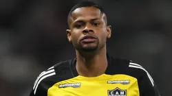 Júnior Santos jogador do Atlético-MG durante aquecimento antes da partida contra o América-MG no estádio Mineirão pelo campeonato Mineiro 2025.