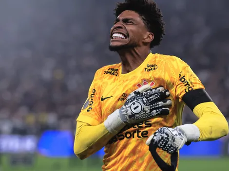 Flamengo é processado por transferência de Hugo Souza ao Corinthians