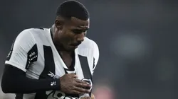 Destaque do Botafogo, Cuiabano está valorizado no mercado da bola - Foto: Jorge Rodrigues/AGIF