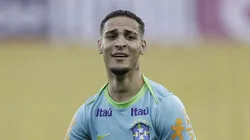 Antony durante treino da CBF em Guayaquil