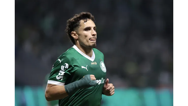Veiga comemora 350 partidas pelo Palmeiras e destaca foco no Mundial da FIFA - Foto: Marcello Zambrana/AGIF