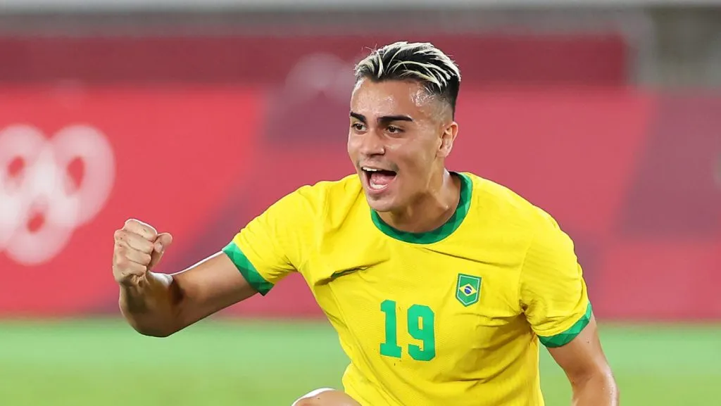 Reinier jogando pela Seleção Brasileira de base. (Photo by Alexander Hassenstein/Getty Images)