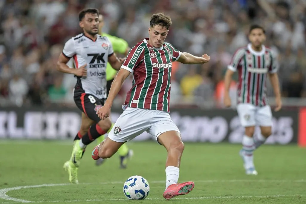 RJ – RIO DE JANEIRO – 20/04/2025 – BRASILEIRO A 2025, FLUMINENSE X VITORIA – Bernal jogador do Fluminense durante partida contra o Vitoria no estadio Maracana pelo campeonato Brasileiro A 2025. Foto: Thiago Ribeiro/AGIF