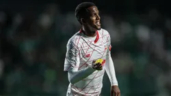 Talisson, jogador do Bragantino comemora seu gol durante partida contra o Goias no estadio Serrinha pelo campeonato Brasileiro A 2023.