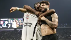 Yuri Alberto comemora gol em partida contra o Internacional - Foto: Miguel Schincariol/Getty Images